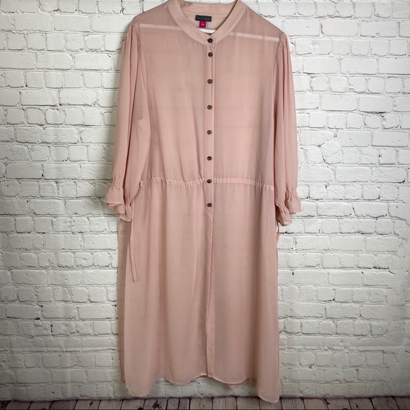 Vince Camuto sheer pink kimono size L. Tie waist